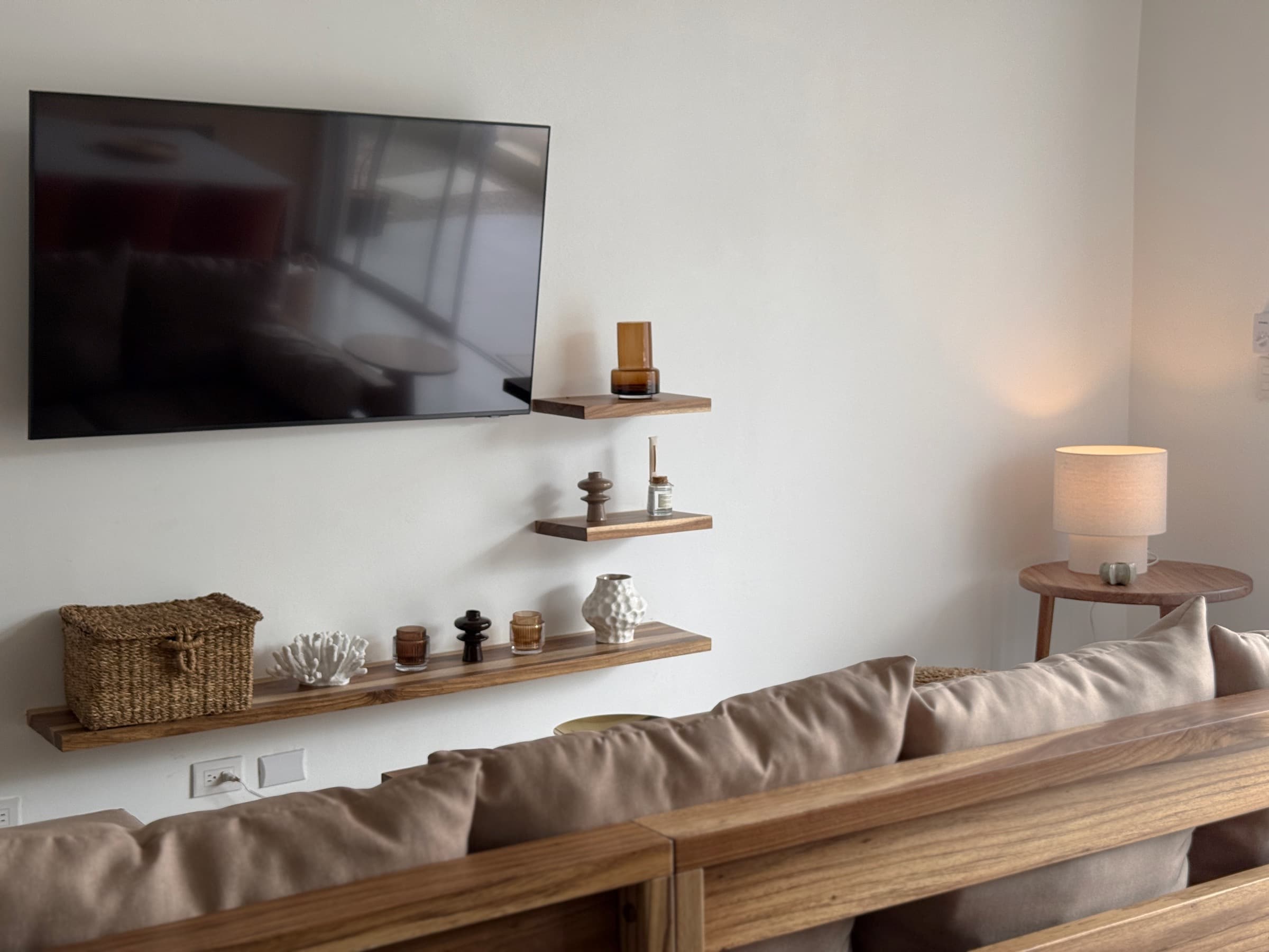 Hydrus Villa living room