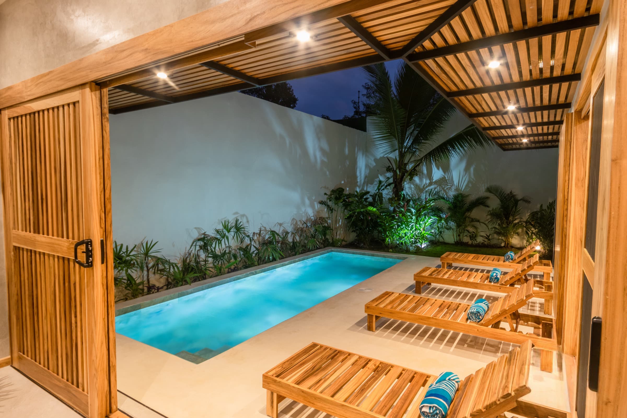 La Gema del Caribe night terrace