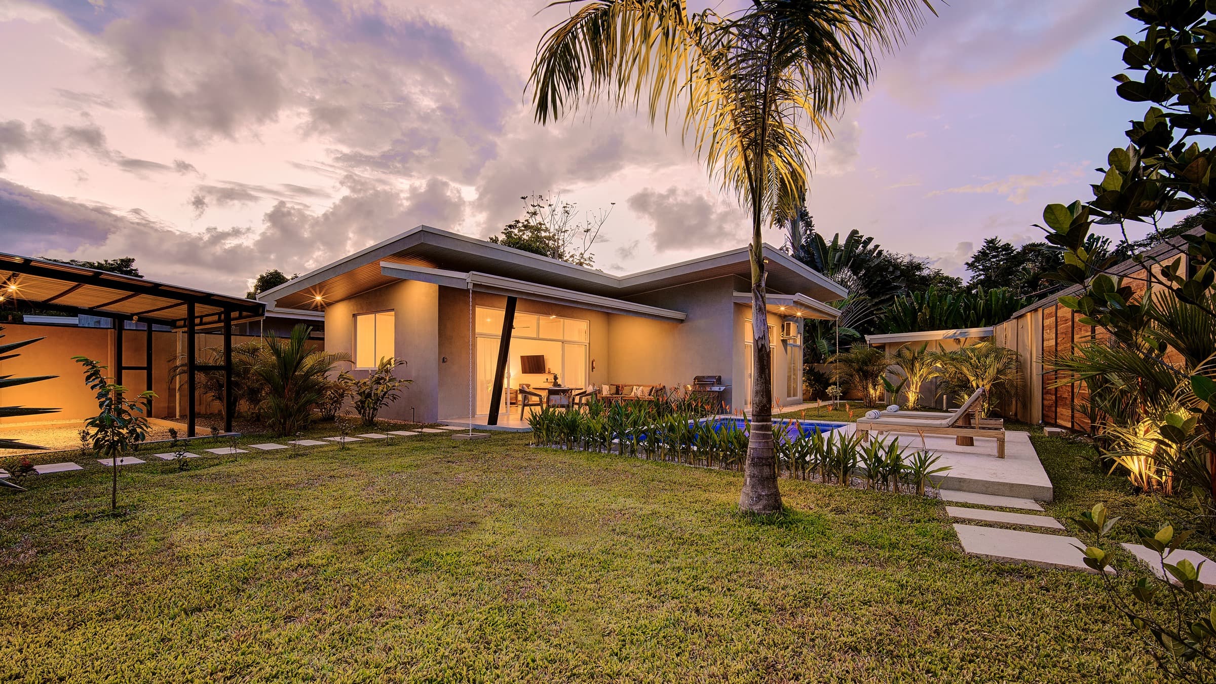 Luxury private vacation home with pool in Puerto Viejo, Costa Rica