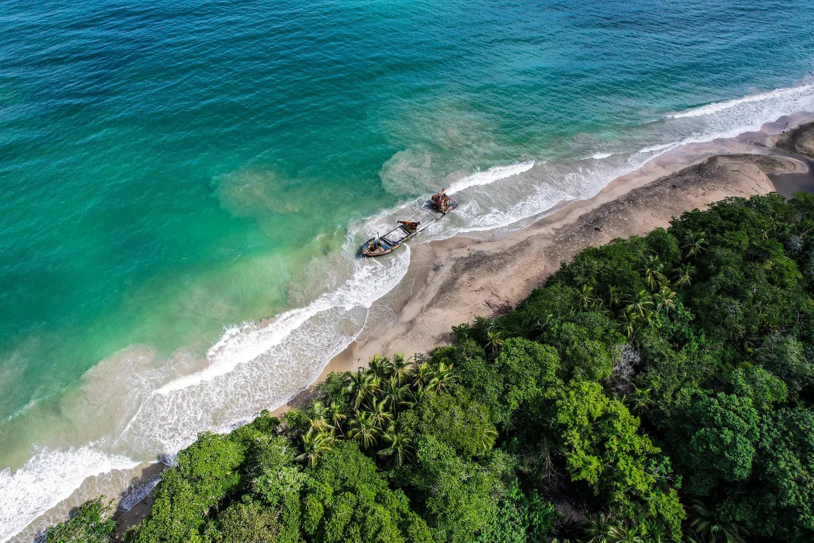 Playa Grande coastline near Manzanillo wildlife refuge