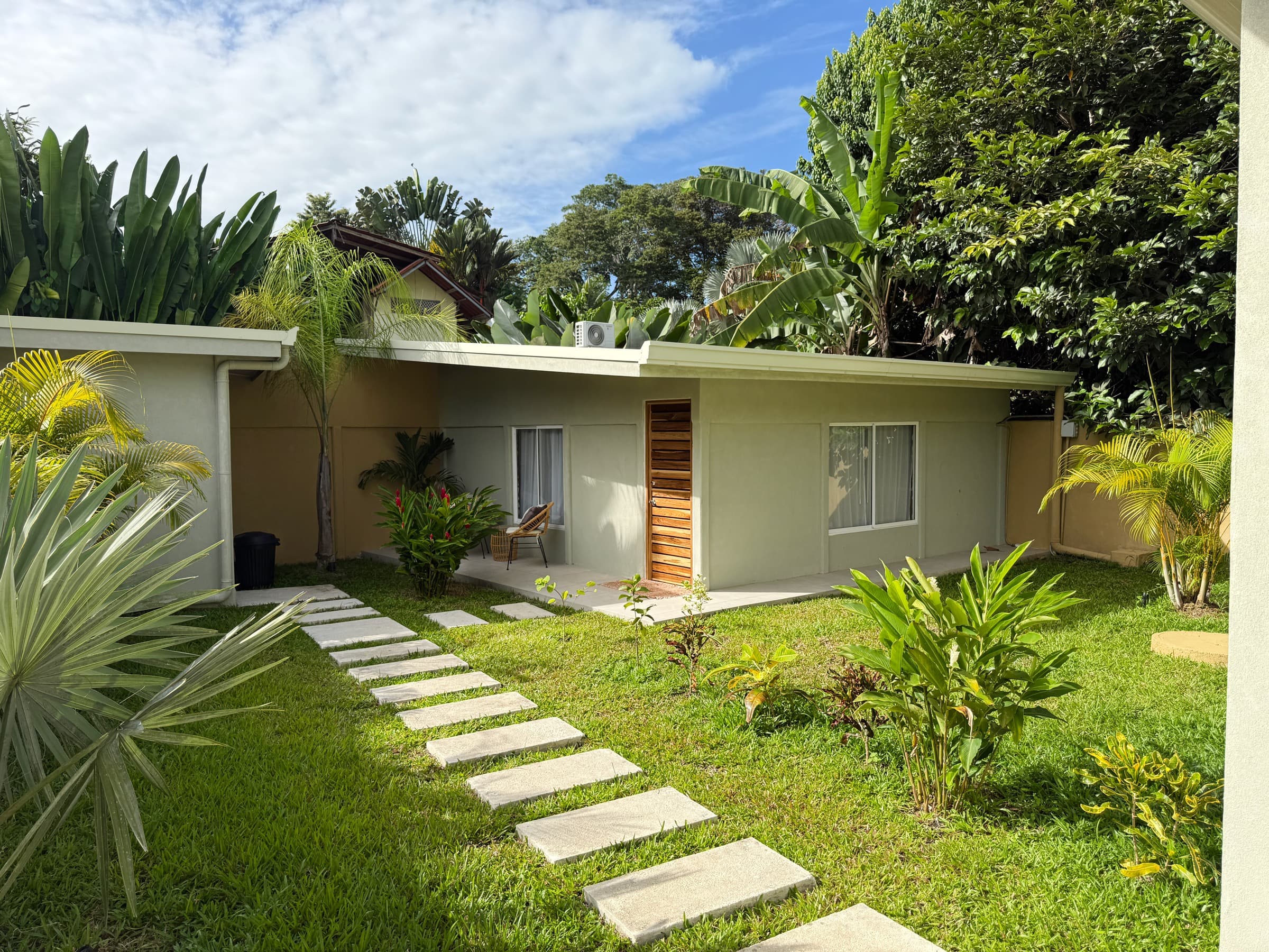 Hydrus Villa Casita 2 exterior
