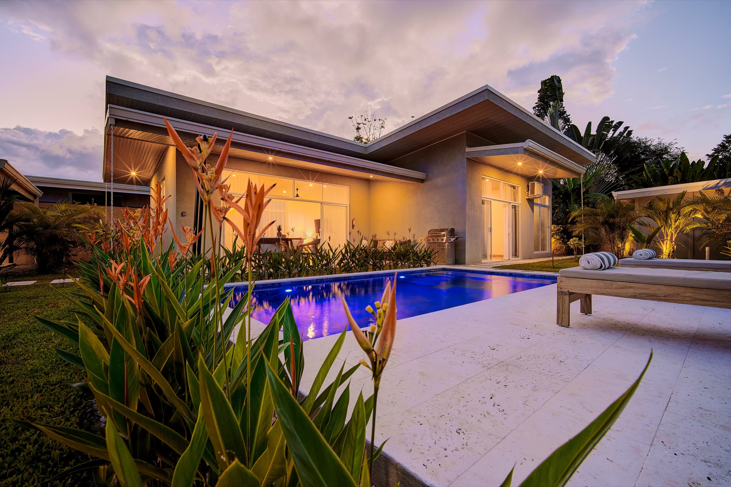 Tucana Villa night landscape