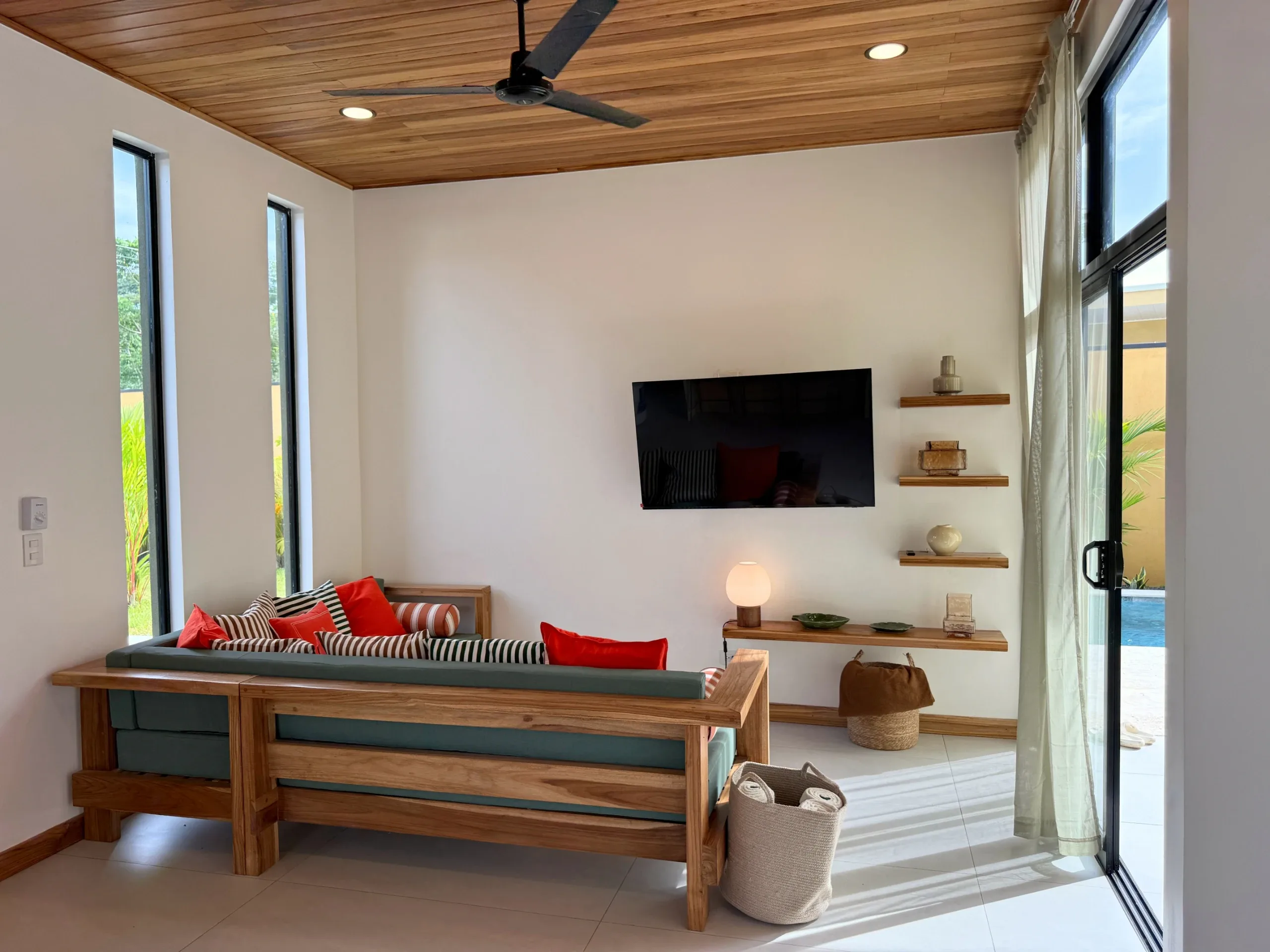 Phoenix Casa — Living room, Playa Negra