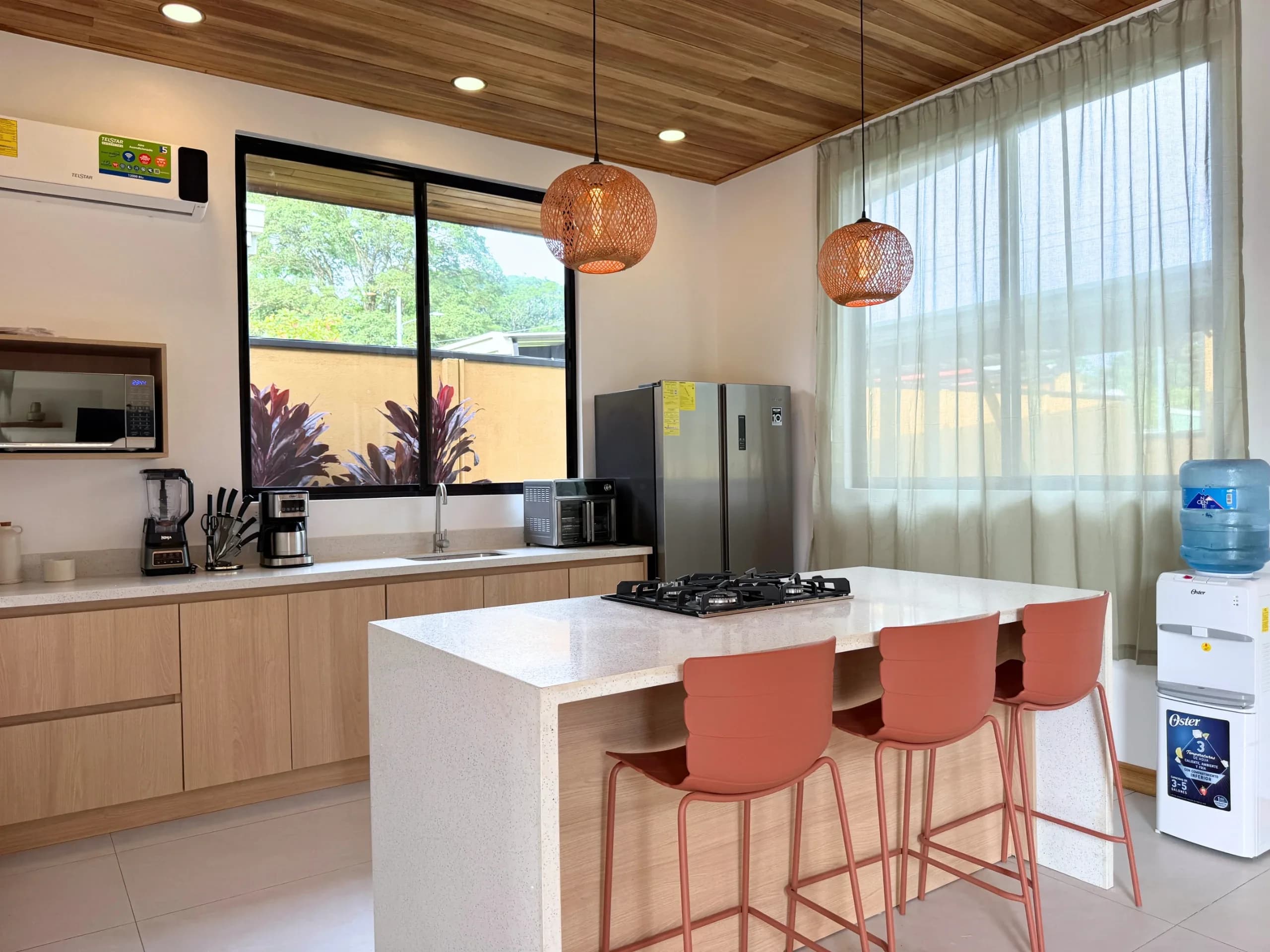 Phoenix Casa — Kitchen, Playa Negra