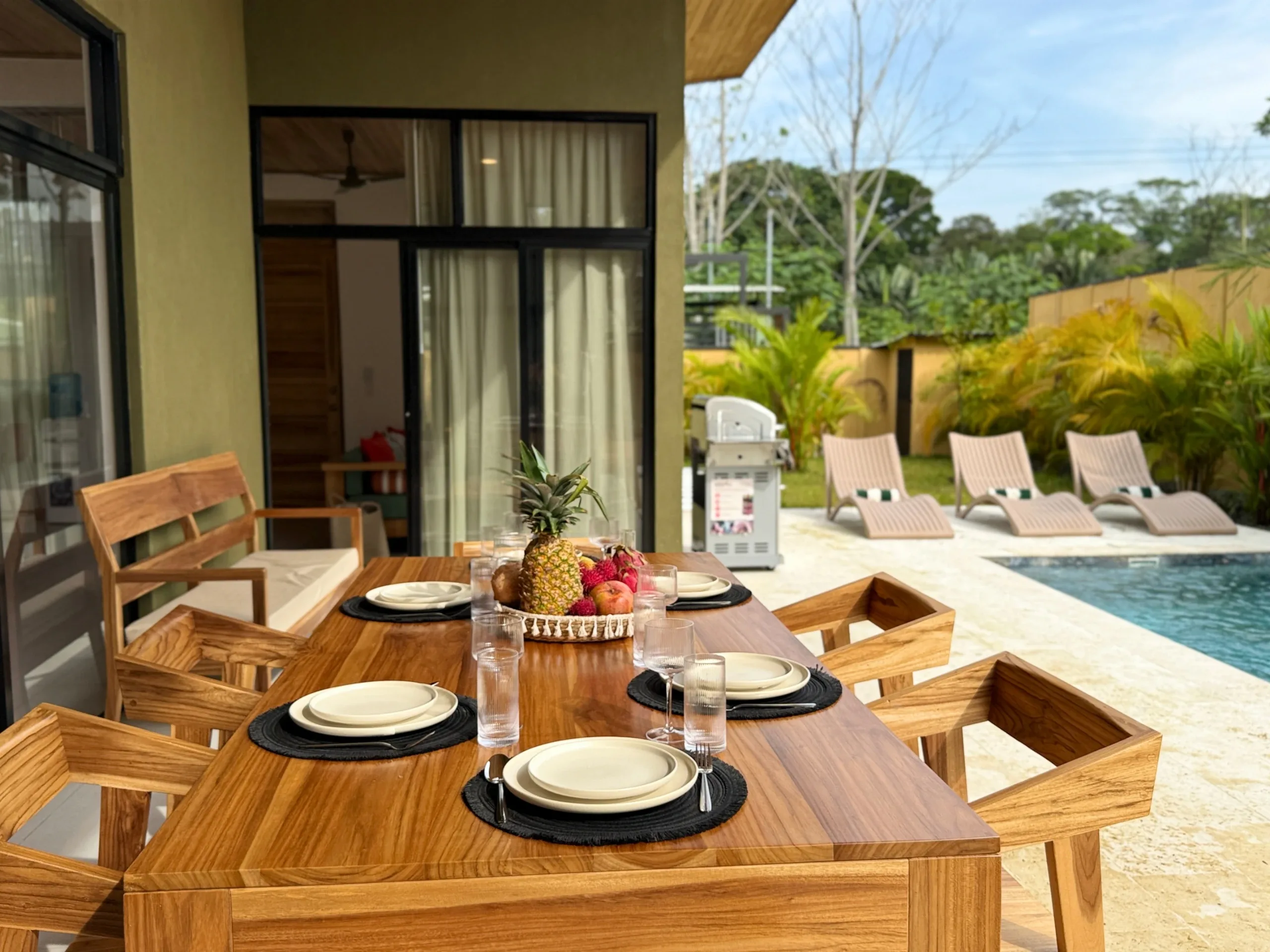 Phoenix Casa — Dining area, Playa Negra