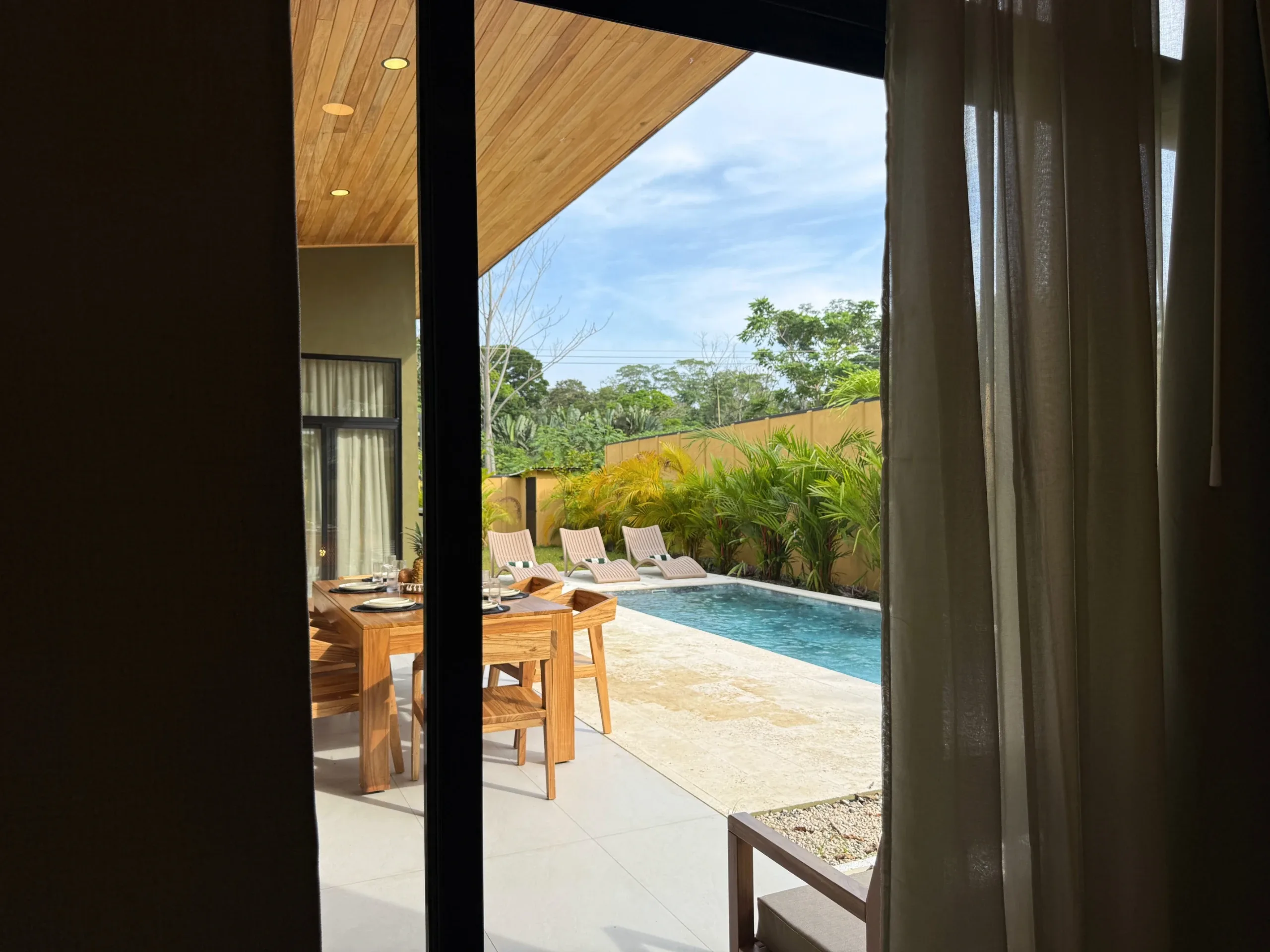 Phoenix Casa — Pool, Playa Negra