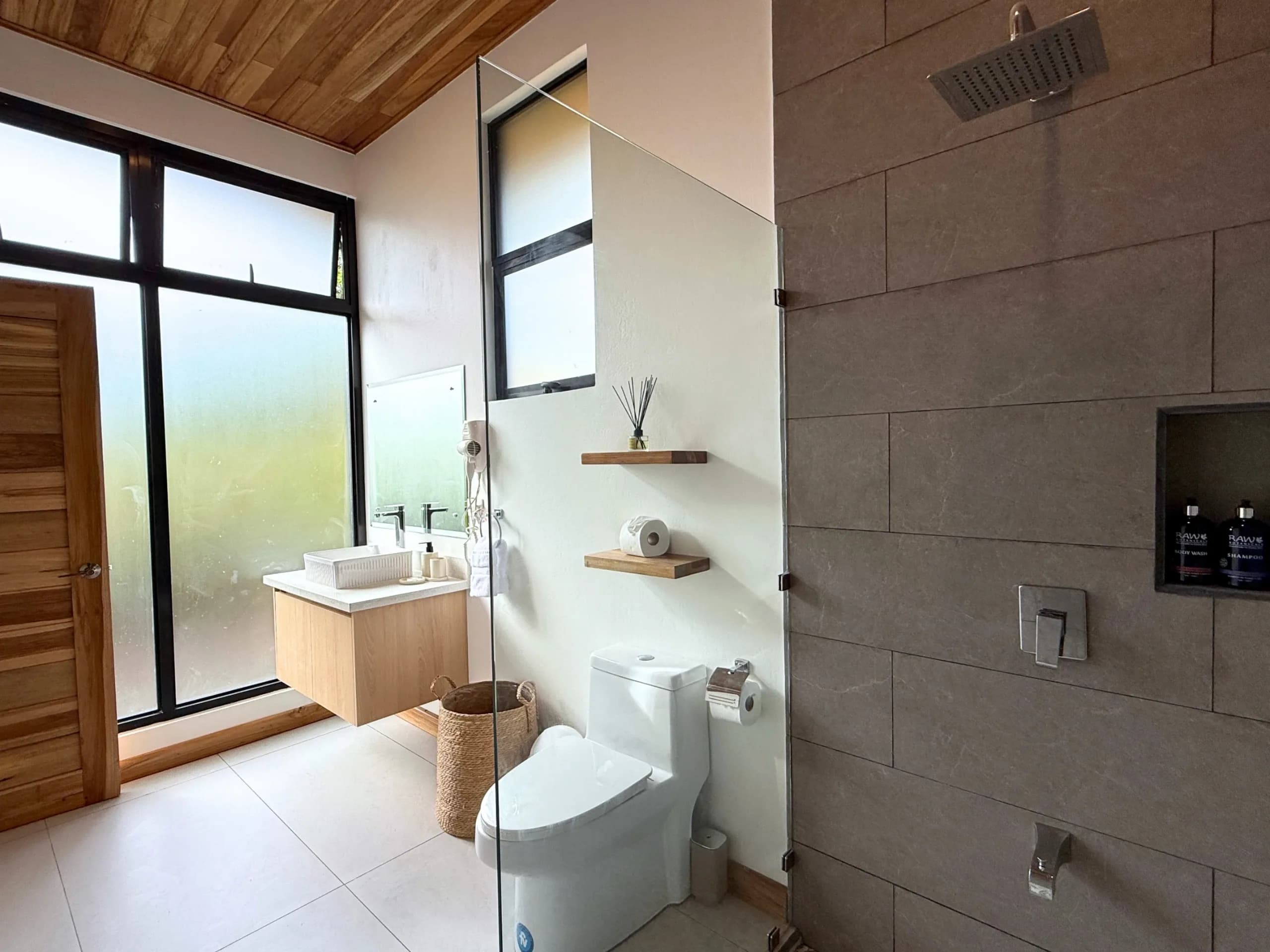 Phoenix Casa — Bathroom, Playa Negra
