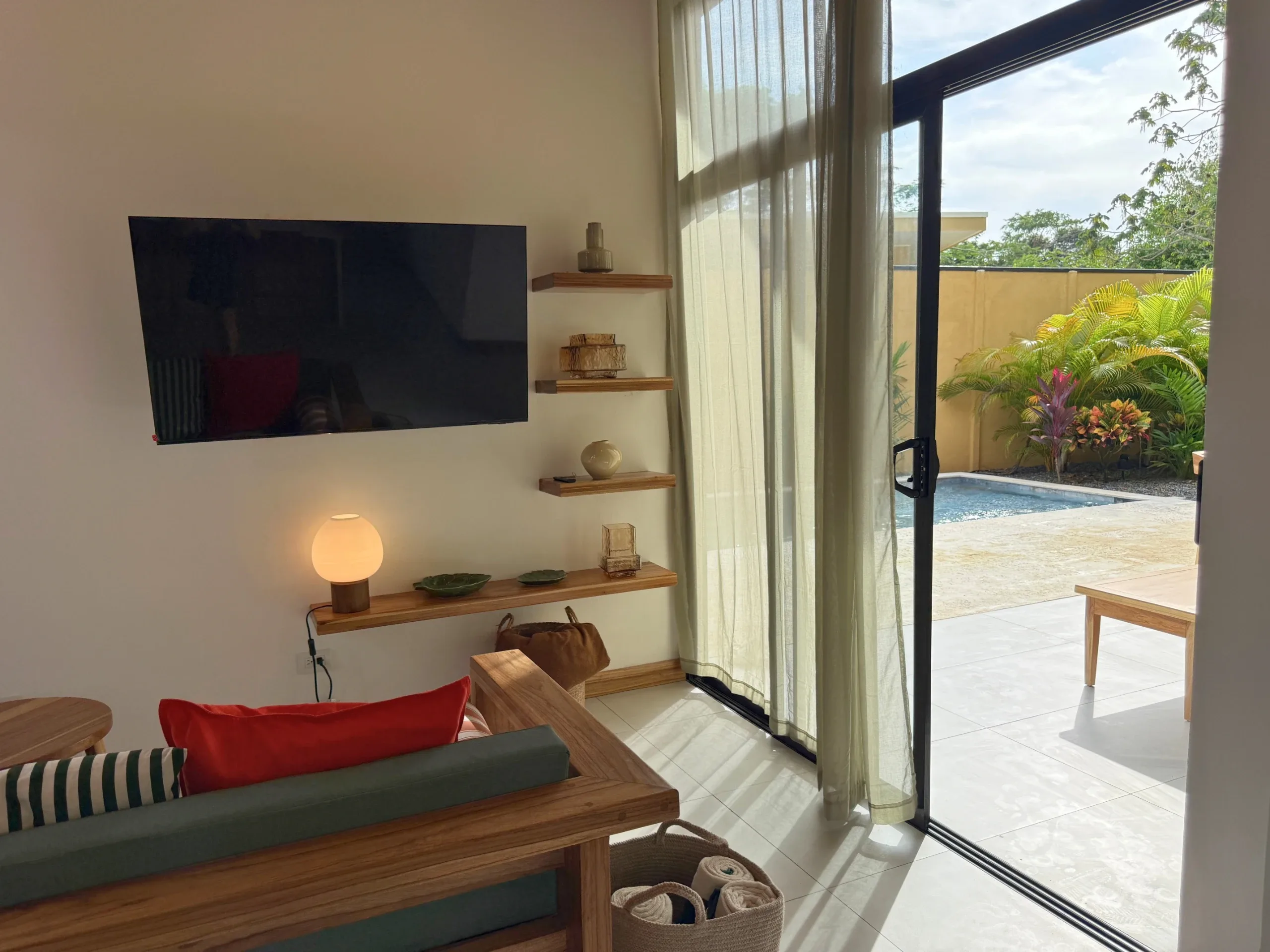 Phoenix Casa — Living room, Playa Negra